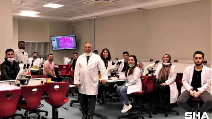 Prof. Dr. Öztek'ten Tıp Bayramı mesajı