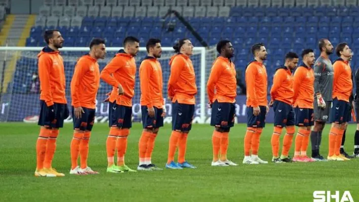 Süper Lig: Medipol Başakşehir: 0 - Beşiktaş: 0 (Maç devam ediyor)