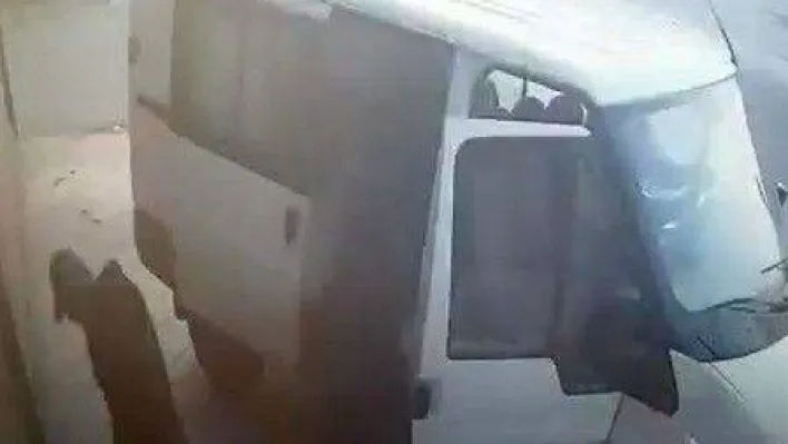 Aynı oto tamirhanesini 2 kere soydular binlerce liralık ürün çaldılar