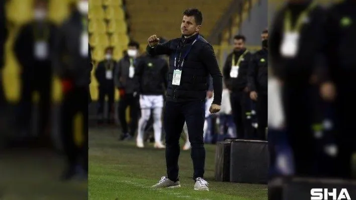 Emre Belözoğlu: &quotFenerbahçe forması giyen herkesin arkasında durmaya devam edeceğiz&quot