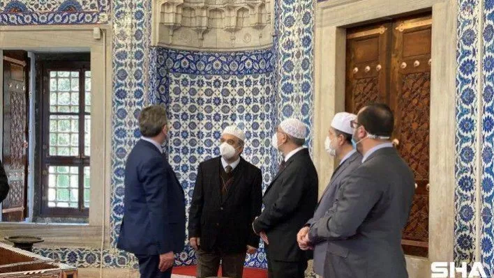 Hürrem Sultan vefatının 463. yılında kabri başında anıldı