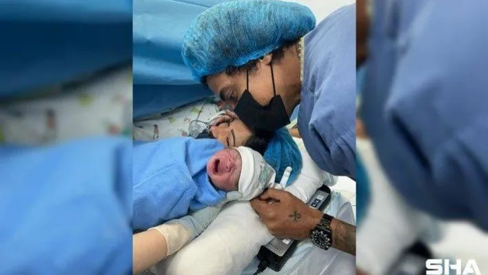 Luiz Gustavo'nun mutlu günü