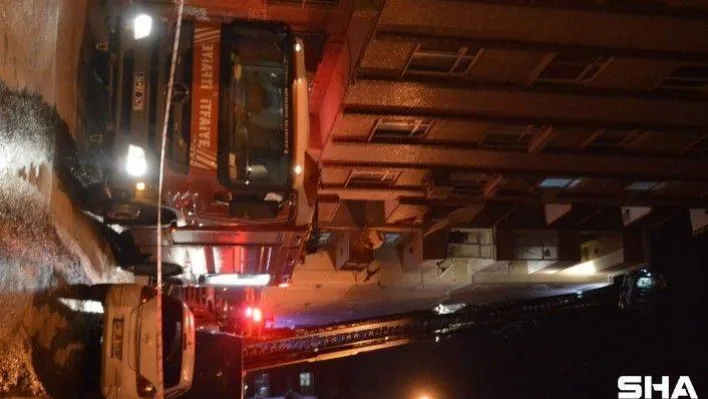 Mangal keyfi kötü bitti...Çatı katında çıkan yangın geceyi aydınlattı