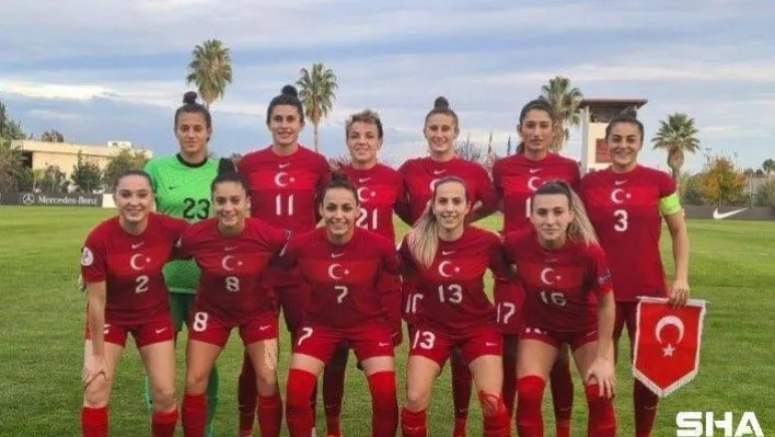 A Milli Kadın Futbol Takımı'nın Bulgaristan maçı kadrosu açıklandı