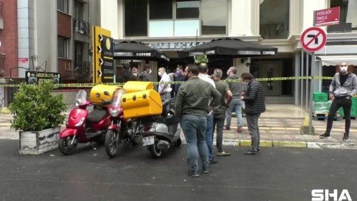 Bakırköy'de bir kafede şüpheli şahıs ile polis arasında arbede yaşandı