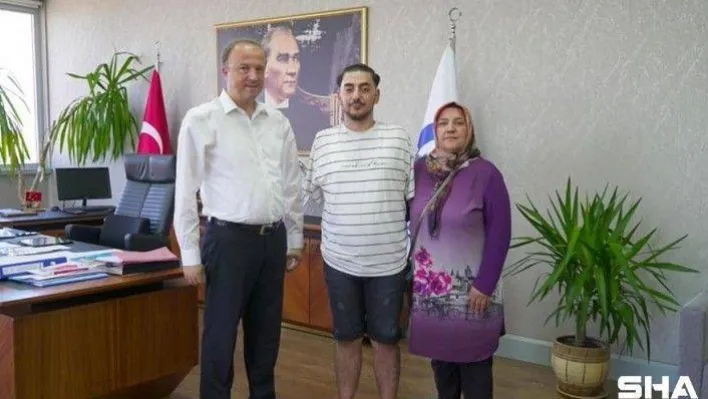 Başkan Hançerli'den kendisi ile aynı kaderi paylaşan Samet'e destek