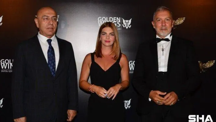 Golden Wings  Ödül Töreni ünlüler geçidine sahne oldu