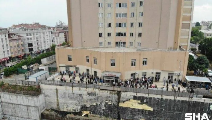 İstanbul'daki hastanede aşı yoğunluğu drone ile havadan görüntülendi