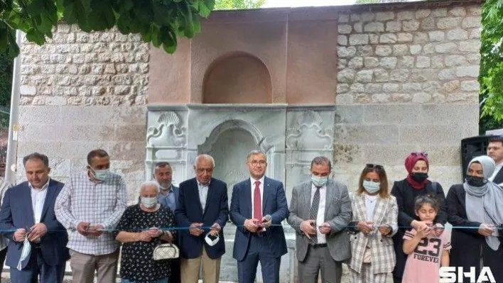 Üsküdar'daki tarihi Bekardere Çeşmesi yeniden su ile buluştu