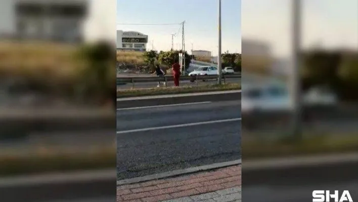 Üst geçidi kullanmayan hemşireye otomobilin çarpma anı kamerada