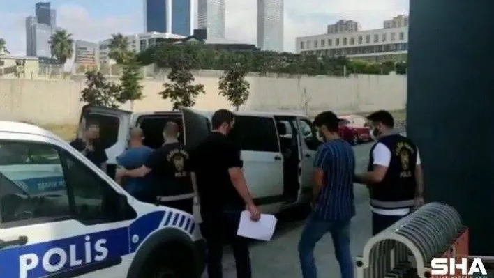 Ataşehir'de polisleri gören şüpheli, uyuşturucu dolu poşeti pencereden attı