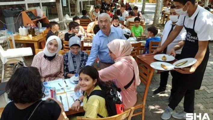 Balıkçı Kenan'dan Kuran kursu öğrencilerine balık ikramı