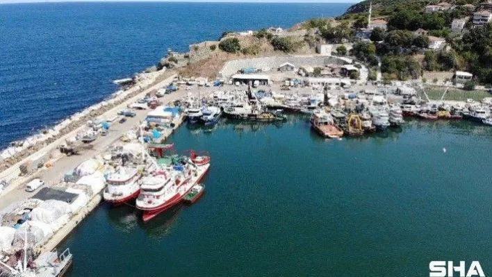 Poyrazköy'de av yasağının kalkmasına saatler kala balıkçılar hazırlıklarını tamamladı