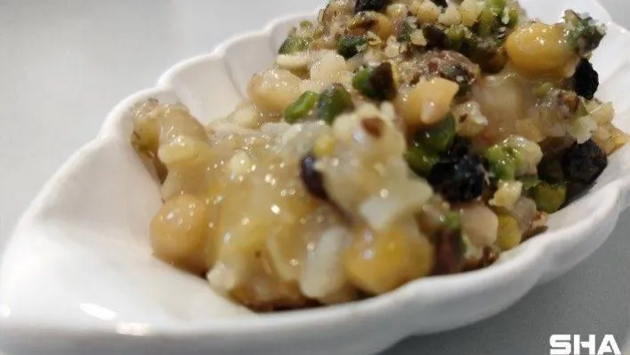 Ustasından hızlı aşure tarifi: 1 saatte hazırlamak mümkün