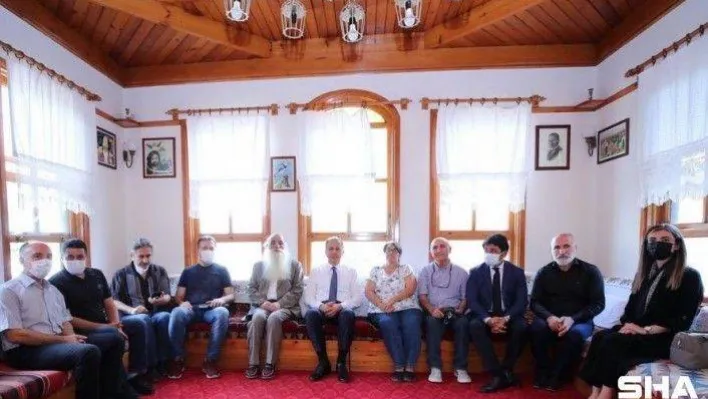 Vali Ali Yerlikaya'dan Şahkulu Sultan Vakfı'na ziyaret
