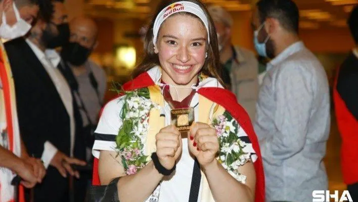 Ayşe Begüm Onbaşı Avrupa Şampiyonası'nda podyuma çıkıyor