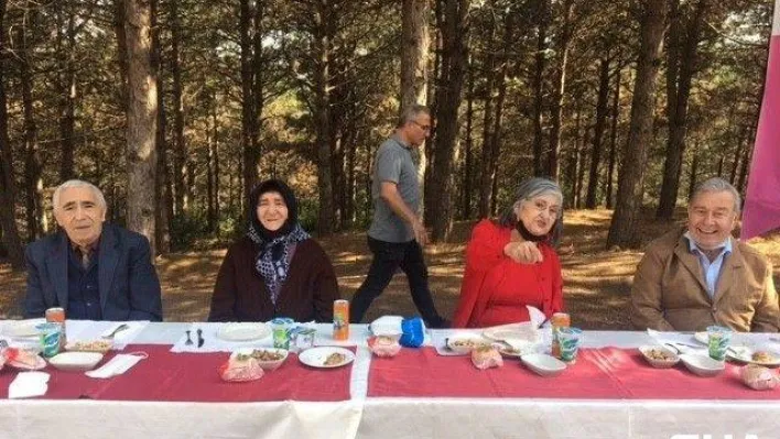 Bakan Yanık: 'Büyüklerin tecrübelerini dinlemek fiili bir dua'