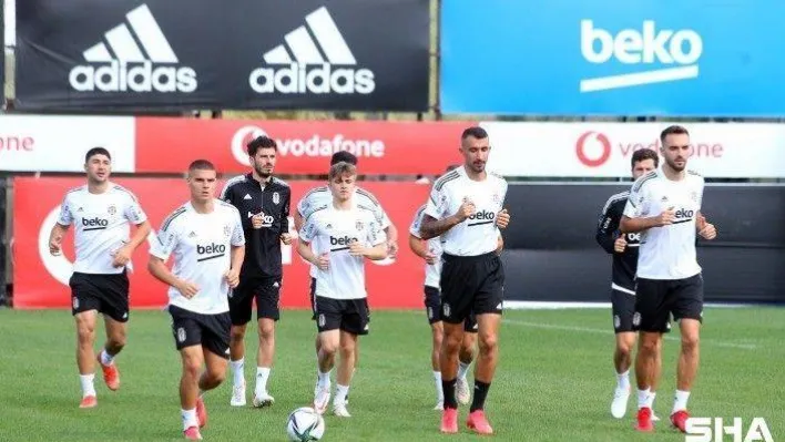 Beşiktaş, Antalyaspor maçı hazırlıklarına ara vermeden başladı