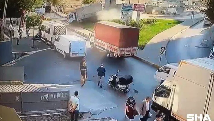 Güngören'de faciaya ramak kaldı, kontrolden çıkan kamyon metro duvarına çarptı: 2 yaralı