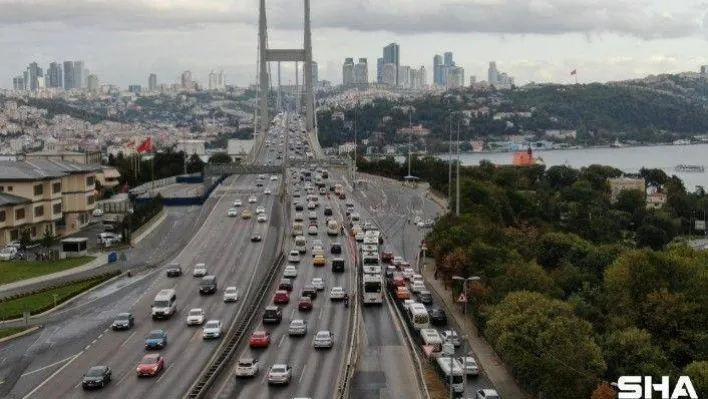 İstanbul'da trafik başladı, yoğunluk yüzde 60'ı gördü