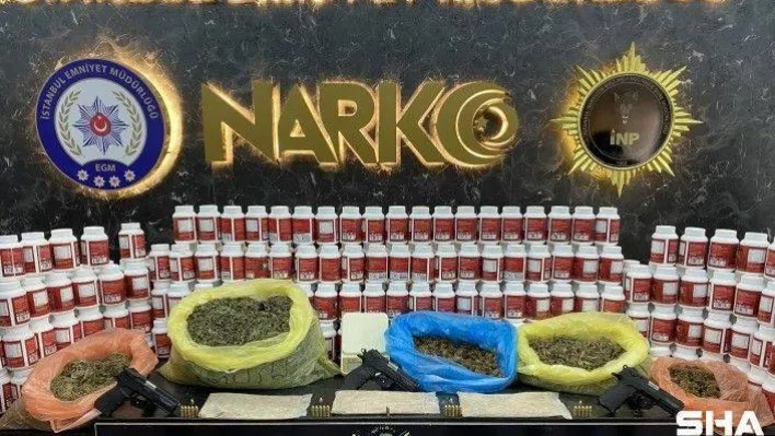 İstanbul'da uyuşturucuyu kişisel sağlık ürünlerine saklayan zehir tacirleri yakalandı