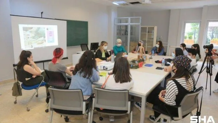 Küçükçekmece Belediyesi Güzel Sanatlar Akademisi'ne kayıtlar başladı