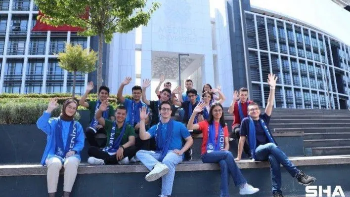 Medipol, YKS'de dereceye girip kendisini seçen öğrencileri açıkladı