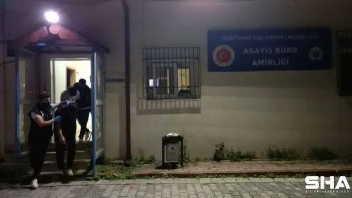 (ÖZEL) Kağıthane'de girdiği evden cüzdan çalan hırsız ve arkadaşı yakalandı