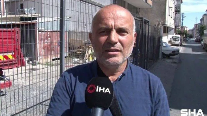 Ümraniye'de kamyonet devrildi, anne ve kızları son anda kurtuldu