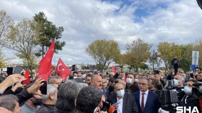 Eyüp Aksu: 'İETT şoförü 5 bin TL maaş alırken taksi şoförüne 6 bin TL maaş veremez'