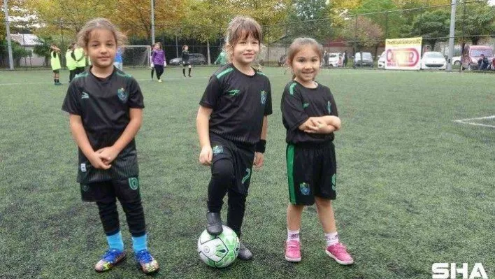 (Özel haber) Meşin yuvarlığın peşinde erkeklere taş çıkardılar