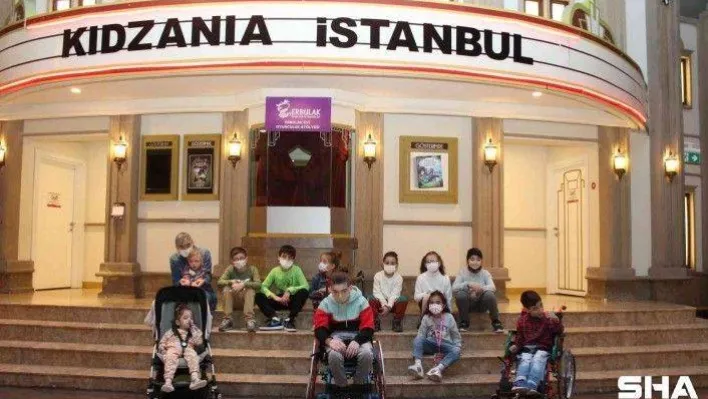 Serebral palsi hastası çocuklar, ebeveynleriyle birlikte çocuklar ülkesinde ağırlandı