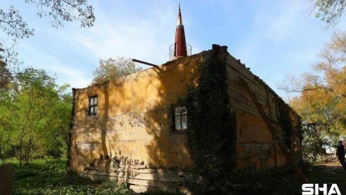 700 yıldır ayakta kalarak tarihe ışık tutuyor