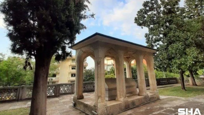 Başkan kendi konutunu yıkacak, yerinde Süleyman Çelebi külliyesi yükselecek