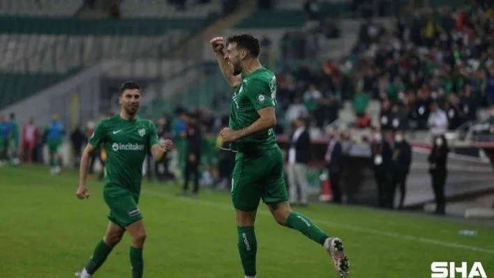 Bursaspor'da en çok skora Massimo Bruno etki etti