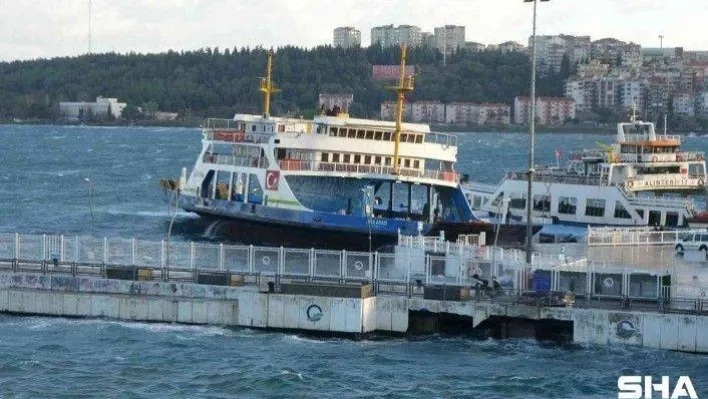 Çanakkale Boğazı'nda feribot seferleri yeniden başladı