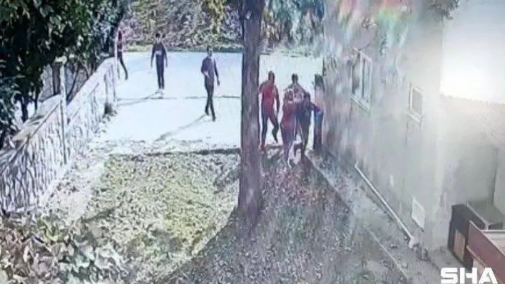 Çocukların kavgası, anne ve oğulun tekme tokat darp edilmesine sebep oldu