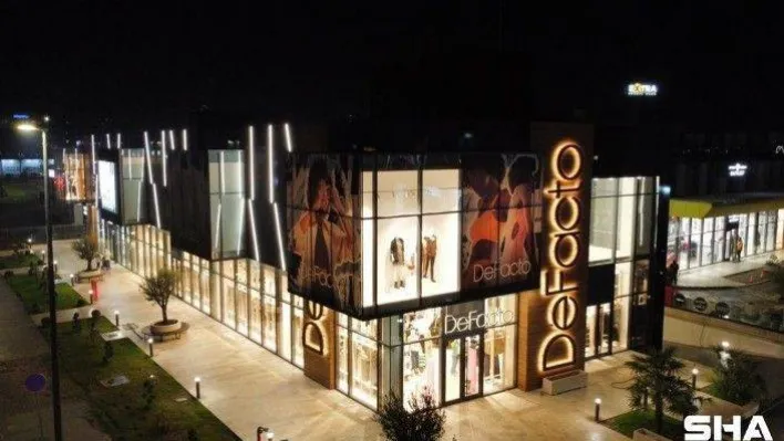 DeFacto Makedonya ve Karadağ'daki ilk mağazalarını açtı