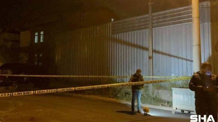 Eve giren hırsız ev sahibi doktoru silahla vurdu