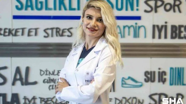 'Göz kapağı düşüklüğü ileri yaşlarda artıyor'