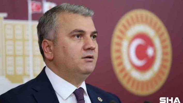 Milletvekili Mustafa Canbey'den Ayvalık'taki camilere restore ödeneği müjdesi
