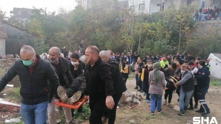 Öğrenci servisi dere yatağına uçtu: 30'a yakın yaralı var