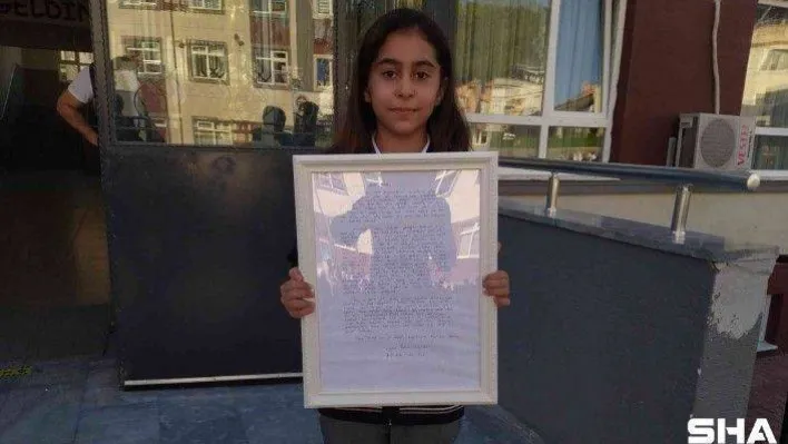 Okuduğu okulu yaptıran iş adamına mektup yazdı, tablet kazandı