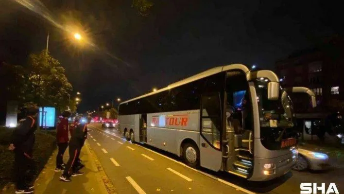 Otobüs bozuldu Ümit Milli Takım maça yetişemedi!