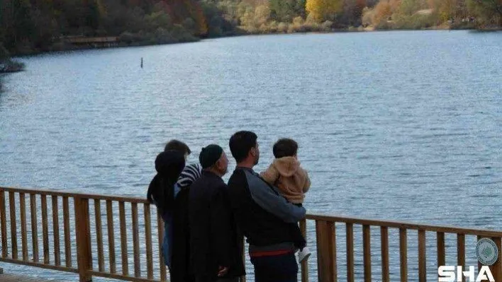 (ÖZEL) Küçükelmalı Tabiat Parkı'nda sonbahar güzelliği mest etti