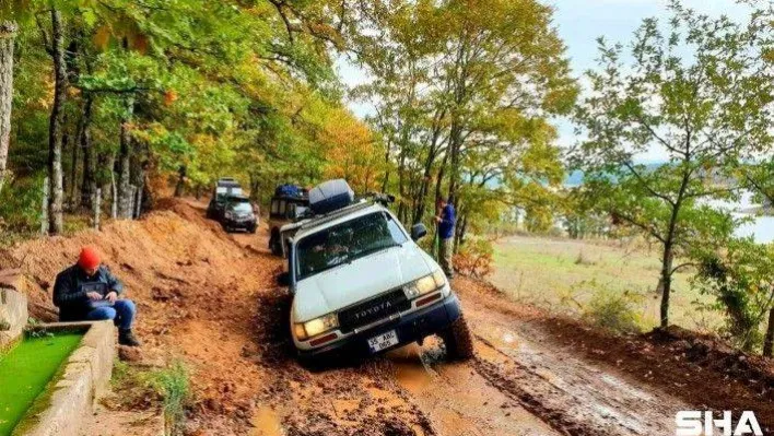 (Özel) Sonbaharda Kazdağları off road meraklılarının uğrak noktası oldu