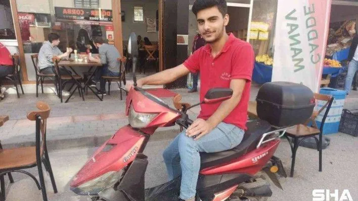 (Özel) Yaşlı adam, kendisine çarpan motosiklet sürücüsüne böyle sarıldı