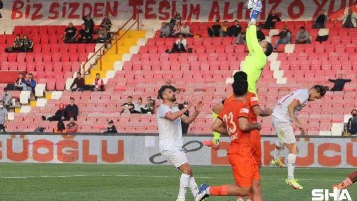 Spor Toto 1. Lig: Balıkesirspor: 1 - Adanaspor: 2