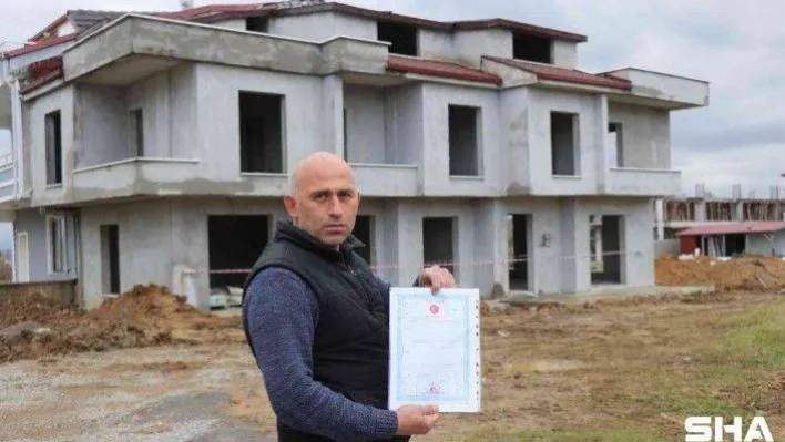 Yarım kalan evinin inşaatına devam etmek isterken şoku yaşadı
