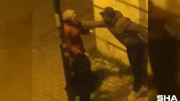 Zeytinburnu'nda genç kadın sokak ortasında darp edildi
